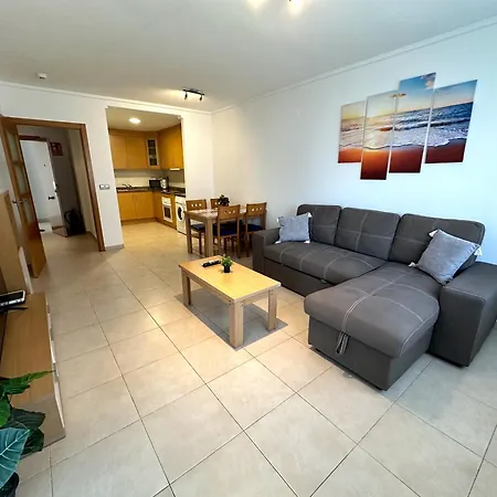 Hills Luxury Beach شقة لقنت