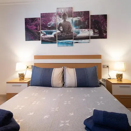 Hills Luxury Beach شقة لقنت
